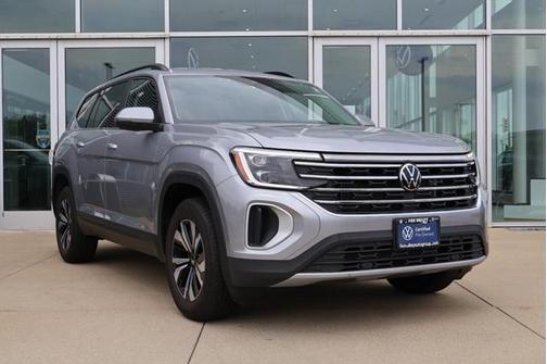 2025 Volkswagen Atlas 2.0T SE