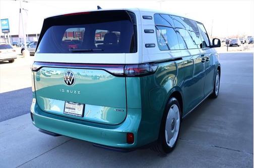 2025 Volkswagen ID. Buzz 1st Edition with 4MOTION