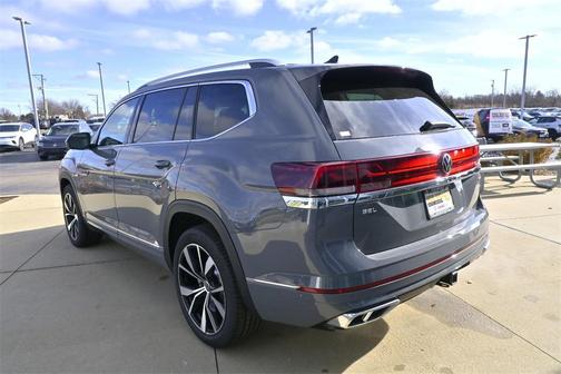 2026 Volkswagen Atlas 2.0T SEL Premium R-Line 4MOTION