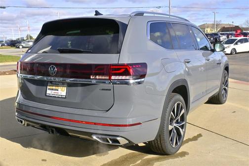 2026 Volkswagen Atlas 2.0T SEL Premium R-Line 4MOTION
