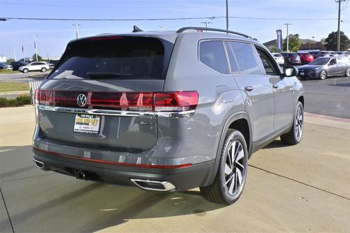 2026 Volkswagen Atlas 2.0T SE w/Technology 4MOTION