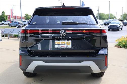 2025 Volkswagen Tiguan 2.0T SE 4MOTION