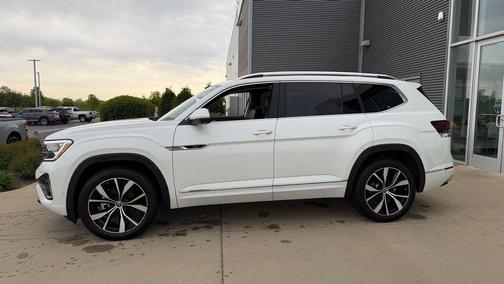 Opal White 2025 Volkswagen Atlas 2.0T SEL Premium R-Line 4MOTION