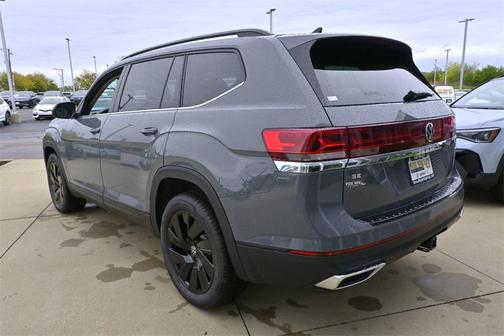 2026 Volkswagen Atlas 2.0T SE w/Technology 4MOTION