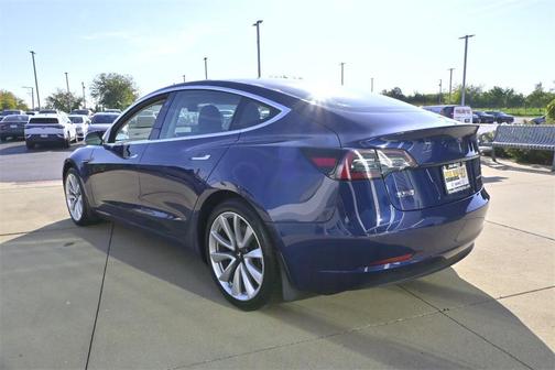 2019 Tesla Model 3 Long Range