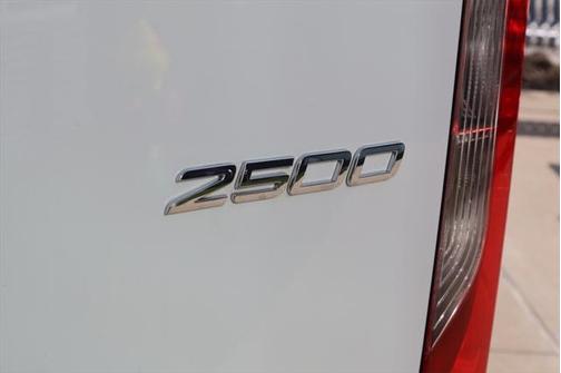 2022 Mercedes-Benz Sprinter 2500 Standard Roof