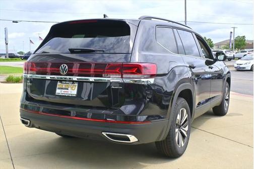 2025 Volkswagen Atlas 2.0T SE