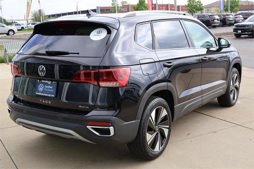 2024 Volkswagen Taos 1.5T SE