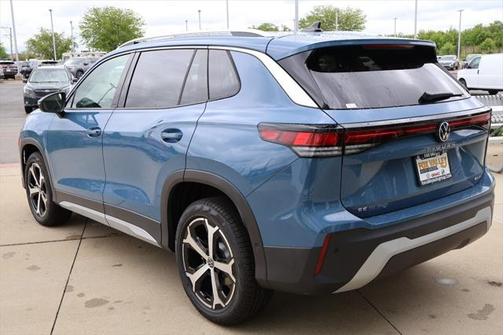 2025 Volkswagen Tiguan 2.0T SE 4MOTION
