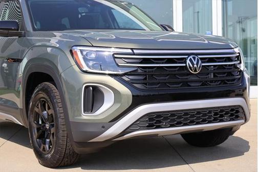 2025 Volkswagen Atlas 2.0T Peak Edition
