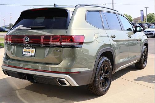 2025 Volkswagen Atlas 2.0T Peak Edition