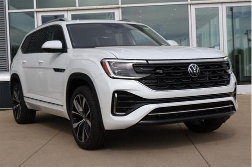 2025 Volkswagen Atlas 2.0T SEL Premium R-Line 4MOTION