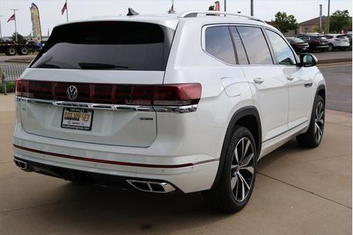 2025 Volkswagen Atlas 2.0T SEL Premium R-Line 4MOTION
