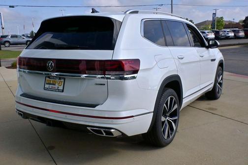 2026 Volkswagen Atlas 2.0T SEL Premium R-Line 4MOTION