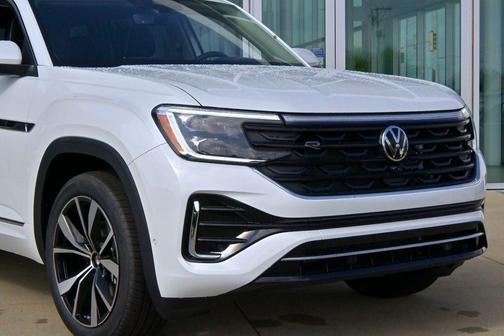 2026 Volkswagen Atlas 2.0T SEL Premium R-Line 4MOTION