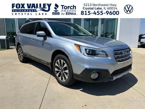Ice Silver Metallic 2016 Subaru Outback 3.6R Limited