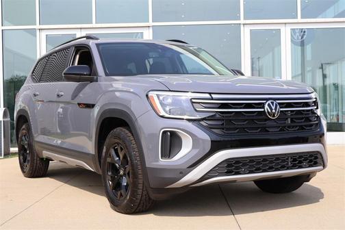 2025 Volkswagen Atlas 2.0T Peak Edition