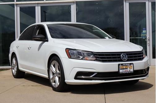 2018 Volkswagen Passat 2.0T SE