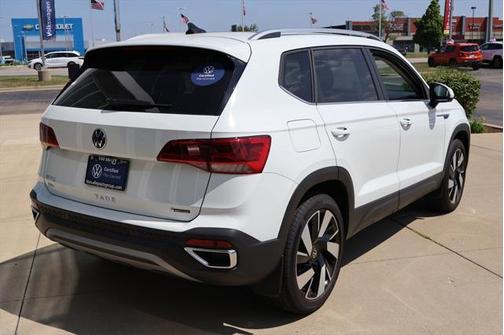 2024 Volkswagen Taos 1.5T SEL