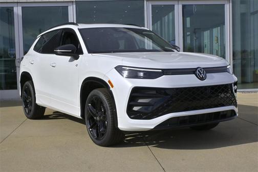 2026 Volkswagen Tiguan 2.0T SE R-Line Black 4MOTION