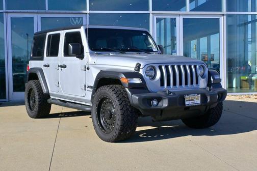 2022 Jeep Wrangler Unlimited Sport