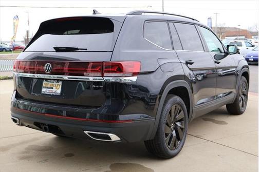 2025 Volkswagen Atlas 2.0T SE w/Technology 4MOTION