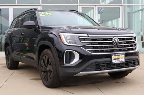 2025 Volkswagen Atlas 2.0T SE w/Technology 4MOTION