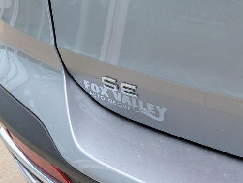 Pyrite Silver Metallic 2025 Volkswagen Taos 1.5T SE