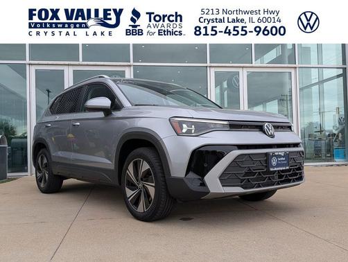 Pyrite Silver Metallic 2025 Volkswagen Taos 1.5T SE