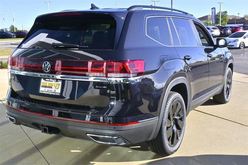 2026 Volkswagen Atlas 2.0T SE w/Technology 4MOTION