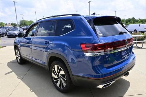 2025 Volkswagen Atlas 2.0T SE w/Technology 4MOTION
