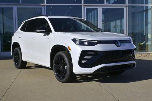 2026 Volkswagen Tiguan 2.0T SE R-Line Black 4MOTION