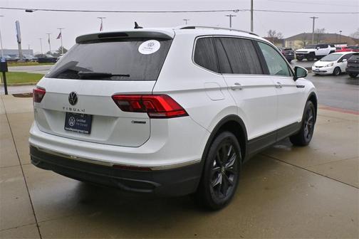 2024 Volkswagen Tiguan 2.0T SE