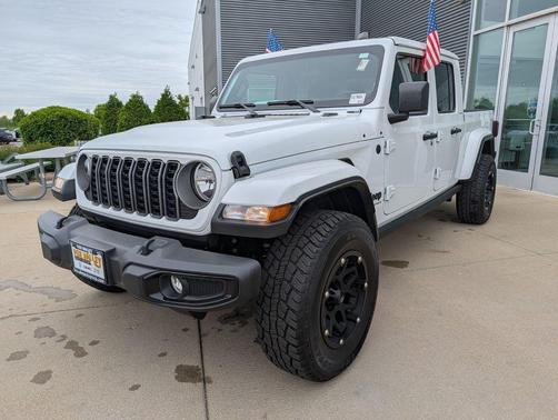 Bright White Clearcoat 2025 Jeep Gladiator Nighthawk
