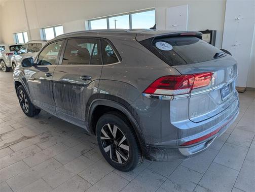 2022 Volkswagen Atlas Cross Sport 2.0T SE