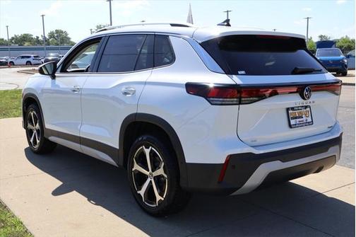 2025 Volkswagen Tiguan 2.0T SE 4MOTION