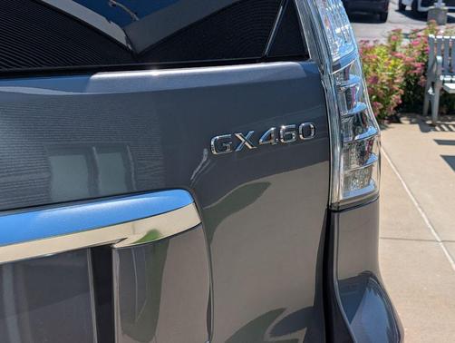 Gray Pearl 2023 Lexus GX 460 Premium