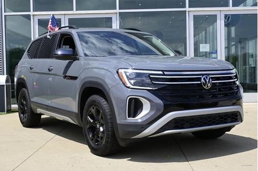 2025 Volkswagen Atlas 2.0T Peak Edition