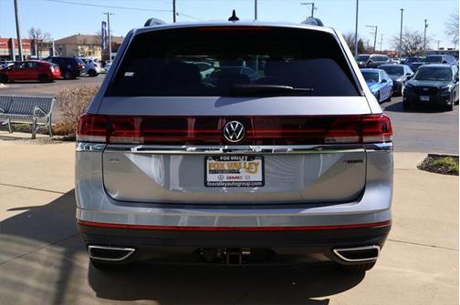 2025 Volkswagen Atlas 2.0T SE w/Technology 4MOTION