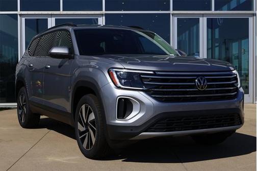 2025 Volkswagen Atlas 2.0T SE w/Technology 4MOTION