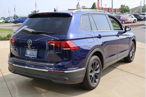 2024 Volkswagen Tiguan 2.0T SE 4MOTION