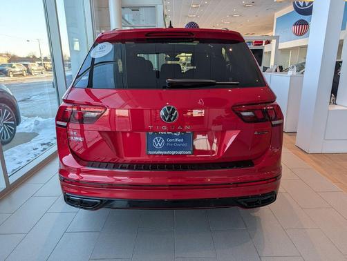 2024 Volkswagen Tiguan 2.0T SE R-Line Black 4MOTION