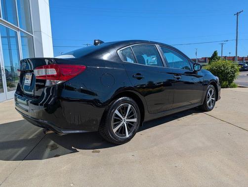 Crystal Black Silica 2023 Subaru Impreza Premium