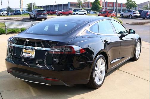 2015 Tesla Model S 85D