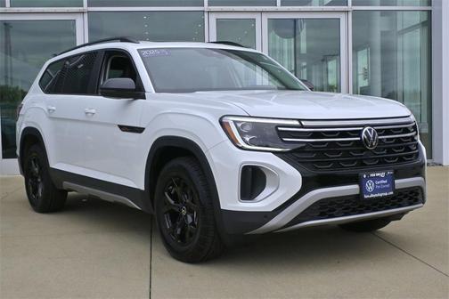 2025 Volkswagen Atlas 2.0T Peak Edition