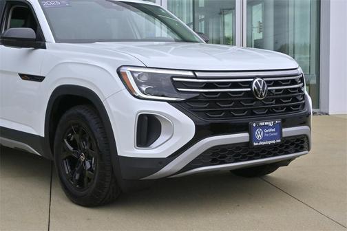 2025 Volkswagen Atlas 2.0T Peak Edition