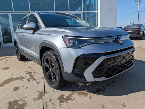 2025 Volkswagen Taos 1.5T SEL