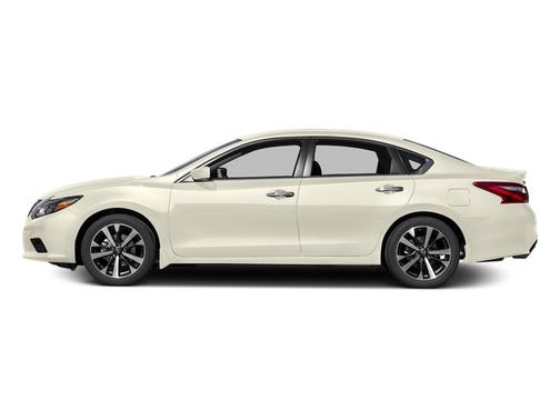 Pearl White 2016 Nissan Altima 2.5 SR