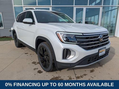 Opal White Pearl 2026 Volkswagen Atlas 2.0T SE w/Technology 4MOTION