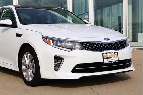 2018 Kia Optima S
